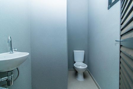 Casa à venda com 81m², 2 quartos e 1 vaga