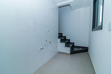 Casa à venda com 81m², 2 quartos e 1 vaga