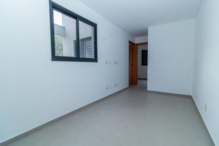 Casa à venda com 81m², 2 quartos e 1 vaga