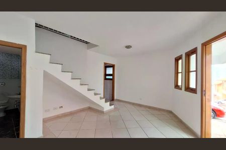 Casa à venda com 3 quartos, 95m² em Vila Mazzei, São Paulo