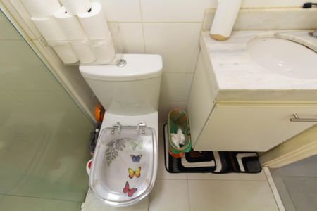 Apartamento à venda com 32m², 2 quartos e sem vaga Apartamento à venda com 32m², 2 quartos e sem vagaBanheiro
