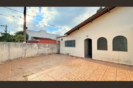 Casa à venda com 3 quartos, 110m² em Jardim Sabara, São Paulo