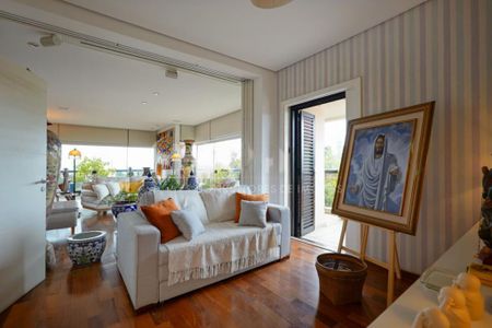 Apartamento à venda com 220m², 3 quartos e 4 vagas