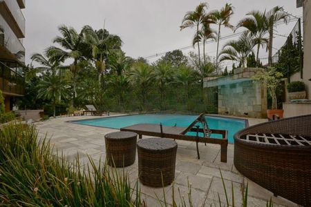 Apartamento à venda com 220m², 3 quartos e 4 vagas
