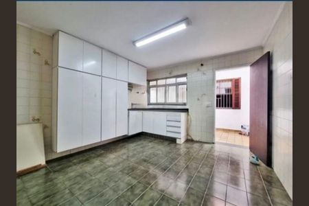 Casa à venda com 2 quartos, 134m² em Alto da Boa Vista, São Paulo