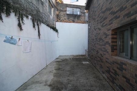 Casa para alugar com 60m², 2 quartos e sem vagaQuintal