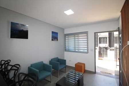 Casa para alugar com 60m², 2 quartos e sem vagaSala / Cozinha