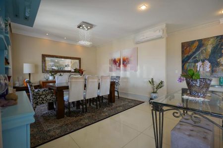 Apartamento à venda com 394m², 3 quartos e 4 vagas