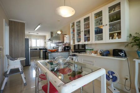 Apartamento à venda com 394m², 3 quartos e 4 vagas