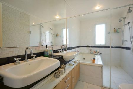 Apartamento à venda com 394m², 3 quartos e 4 vagas