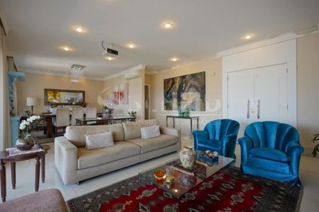 Apartamento à venda com 394m², 3 quartos e 4 vagas