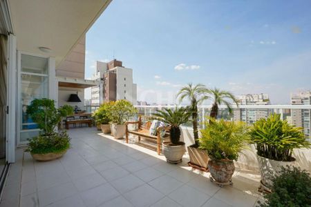 Apartamento à venda com 394m², 3 quartos e 4 vagas