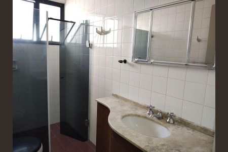 Apartamento à venda com 180m², 3 quartos e 1 vaga
