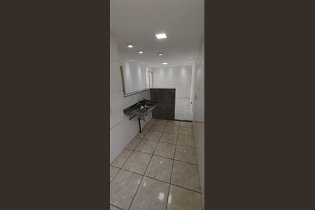 Cozinha de apartamento para alugar com 2 quartos, 45m² em Bom Pastor, Belford Roxo
