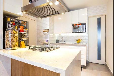 Apartamento à venda com 90m², 2 quartos e 1 vaga