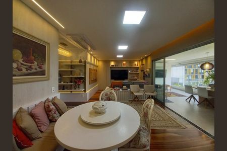 Apartamento à venda com 3 quartos, 150m² em Vila Madalena, São Paulo