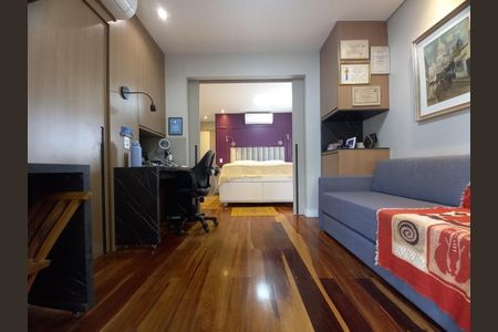Apartamento à venda com 3 quartos, 150m² em Vila Madalena, São Paulo