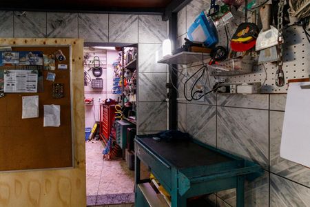 Casa à venda com 200m², 2 quartos e 3 vagas Casa à venda com 200m², 2 quartos e 3 vagasGaragem