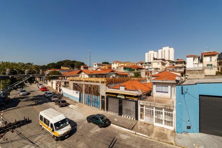 Casa à venda com 200m², 2 quartos e 3 vagas Casa à venda com 200m², 2 quartos e 3 vagasVista