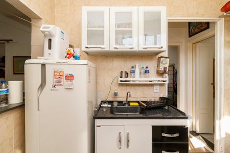 Casa à venda com 200m², 2 quartos e 3 vagas Casa à venda com 200m², 2 quartos e 3 vagasCozinha