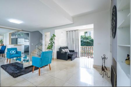 Casa à venda com 4 quartos, 292m² em Vila Andrade, São Paulo