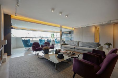 Apartamento à venda com 4 quartos, 378m² em Granja Julieta, São Paulo