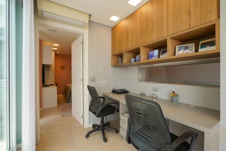 Apartamento à venda com 378m², 4 quartos e 4 vagas