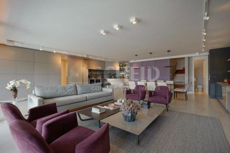 Apartamento à venda com 378m², 4 quartos e 4 vagas