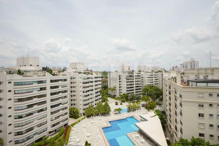 Apartamento à venda com 378m², 4 quartos e 4 vagas