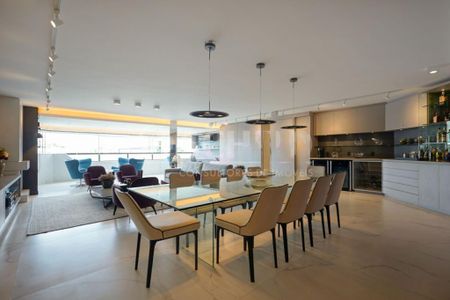Apartamento à venda com 378m², 4 quartos e 4 vagas