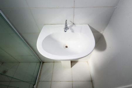 Apartamento para alugar com 45m², 2 quartos e 1 vaga Apartamento para alugar com 45m², 2 quartos e 1 vagaBanheiro