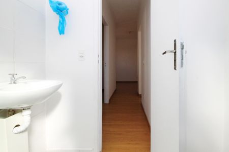 Apartamento para alugar com 45m², 2 quartos e 1 vaga Apartamento para alugar com 45m², 2 quartos e 1 vagaBanheiro