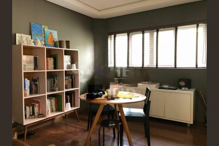 Casa à venda com 5 quartos, 280m² em Jardim Novo Mundo, São Paulo