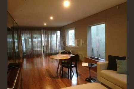 Casa à venda com 5 quartos, 280m² em Jardim Novo Mundo, São Paulo