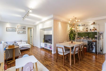Apartamento para alugar com 3 quartos, 110m² em Indianópolis, São Paulo