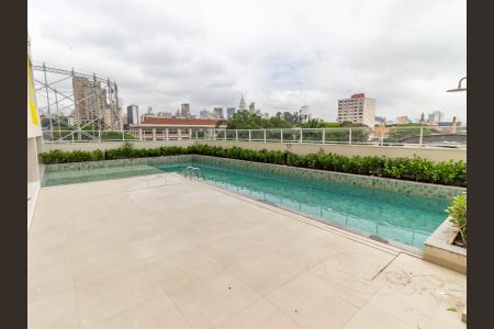 Apartamento à venda com 29m², 1 quarto e sem vaga Apartamento à venda com 29m², 1 quarto e sem vagaÁrea comum - Piscina