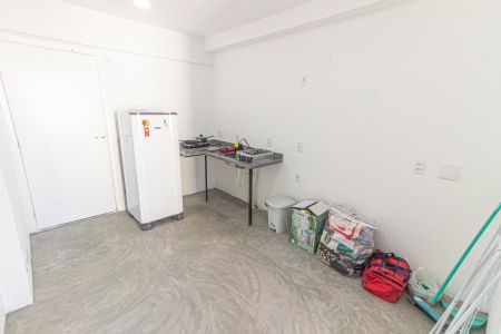 Apartamento à venda com 29m², 1 quarto e sem vaga Apartamento à venda com 29m², 1 quarto e sem vagaSala/Cozinha