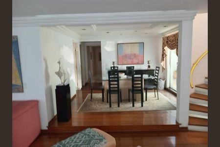 Casa à venda com 3 quartos, 180m² em Jardim Santa Helena, São Paulo