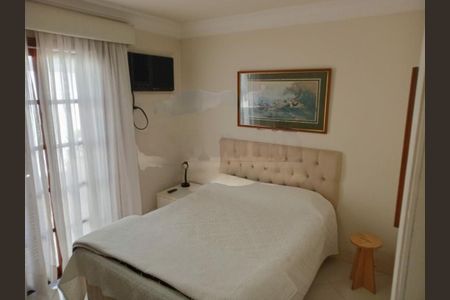 Casa à venda com 3 quartos, 180m² em Jardim Santa Helena, São Paulo