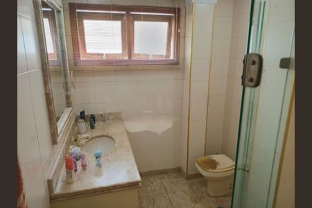 Casa à venda com 3 quartos, 180m² em Jardim Santa Helena, São Paulo