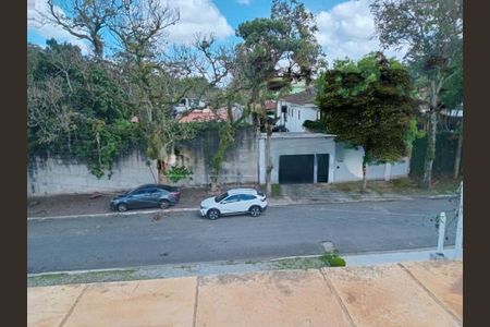 Casa à venda com 3 quartos, 180m² em Jardim Santa Helena, São Paulo