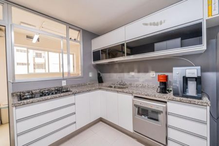 Apartamento à venda com 132m², 3 quartos e 2 vagas