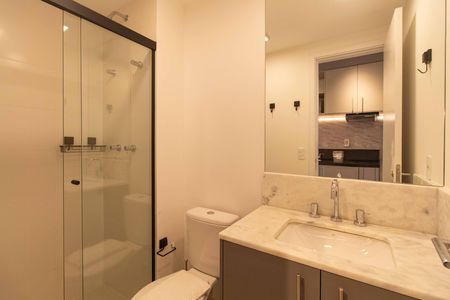 Studio para alugar com 28m², 0 quarto e sem vaga Studio para alugar com 28m², 0 quarto e sem vagaBanheiro