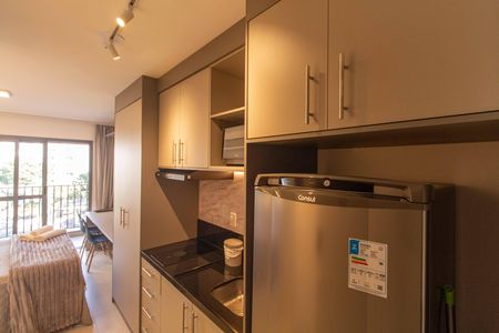 Studio para alugar com 28m², 0 quarto e sem vaga Studio para alugar com 28m², 0 quarto e sem vagaCozinha