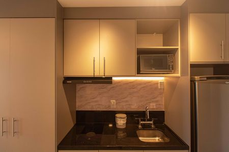 Studio para alugar com 28m², 0 quarto e sem vaga Studio para alugar com 28m², 0 quarto e sem vagaCozinha