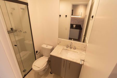 Studio para alugar com 28m², 0 quarto e sem vaga Studio para alugar com 28m², 0 quarto e sem vagaBanheiro