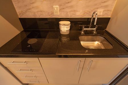 Studio para alugar com 28m², 0 quarto e sem vaga Studio para alugar com 28m², 0 quarto e sem vagaCozinha
