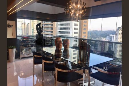 Apartamento à venda com 320m², 4 quartos e 5 vagas