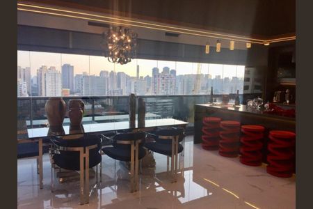 Apartamento à venda com 320m², 4 quartos e 5 vagas