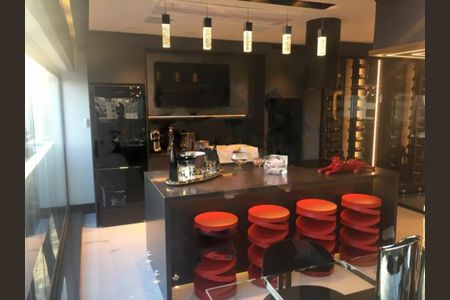 Apartamento à venda com 320m², 4 quartos e 5 vagas